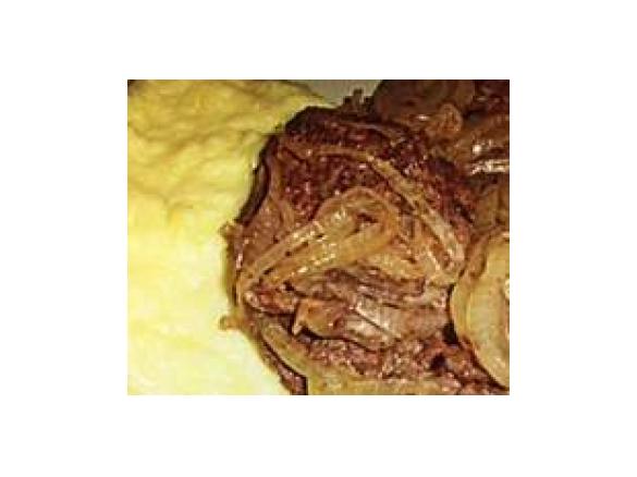 Leber mit Äpfeln und Zwiebeln 