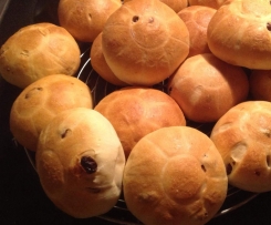 Rosinenbrötchen oder Gritibänz