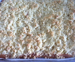 Apfel-Streuselkuchen (Hefeteig) - wie bei Oma