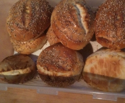 Weizensemmel (Sesambrötchen)