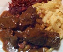 Wildgulasch mit Spätzle