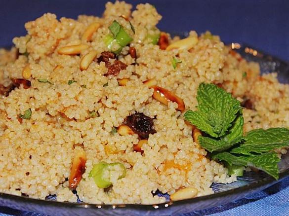 Frischer Couscous Salat mit Aprikosen