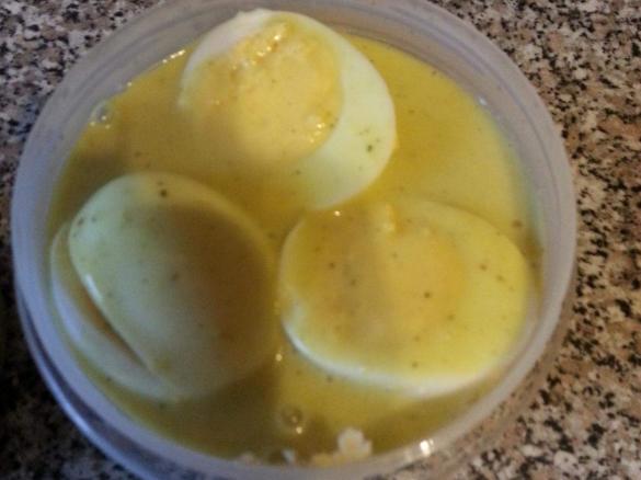 Eier in Senfsauce