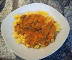 Bolognese Soße mit  Nudeln  