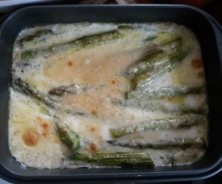 Gratinierter grüner Spargel ( Asparagi al forno)