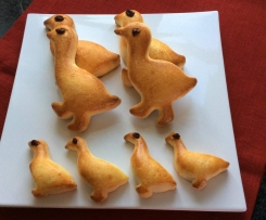 Süße Martinsgänse aus Quark-Ölteig