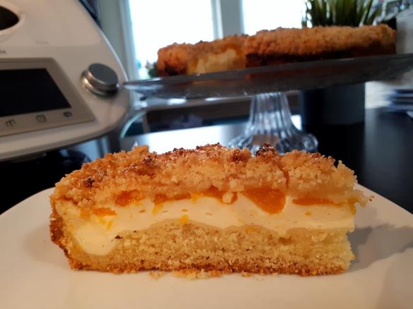 Mandarinen-Quark-Streuselkuchen aus der Springform