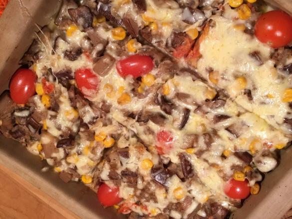 Bunter Polenta-Auflauf