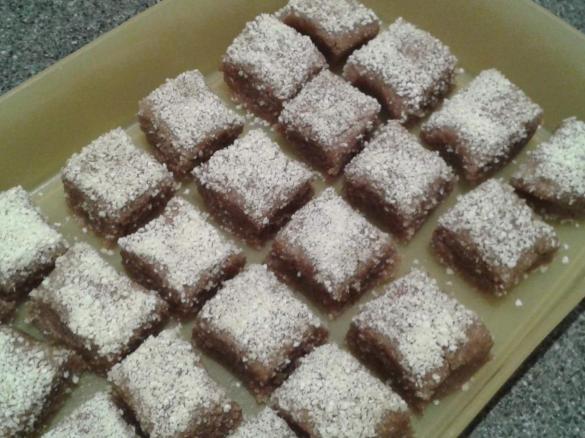 Stillkugel / - Praline