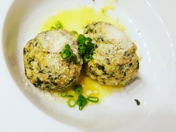 Spinat-Käse-Knödel