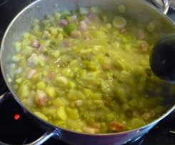 Erbsensuppe deftig