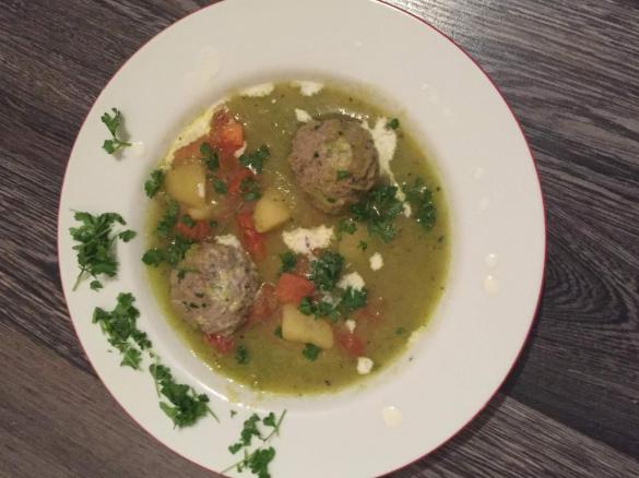 Kartoffelsuppe mit Hackfleischbällchen (Schmeckt nicht gibt´s nicht)