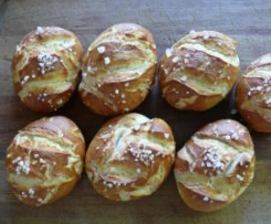 Laugenbrötchen