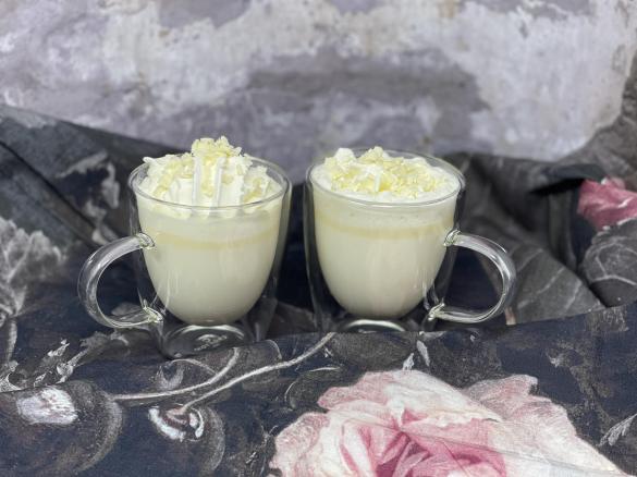 Heiße weiße Schokolade