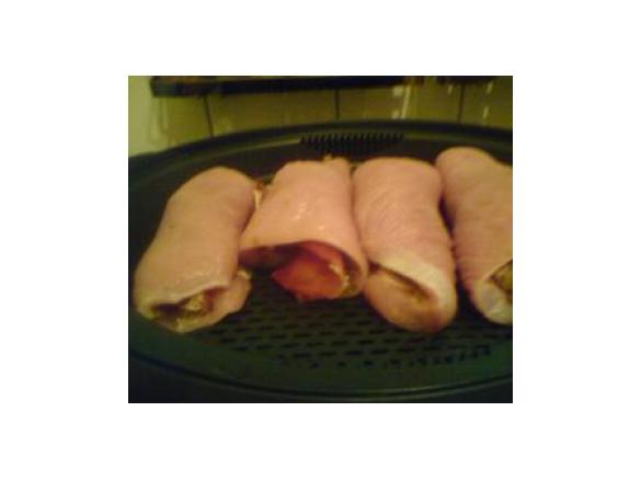 gefüllte Putenroulade mit Kartoffelklöße aus gekochten Kartoffeln (Kliase us gekochde Doffeln)