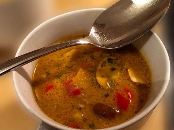 Champignoncremesuppe mit Hackfleisch (Low Carb)