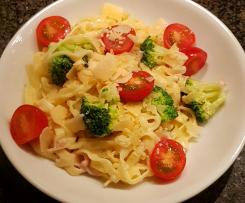 Pasta nach Carbonara Art