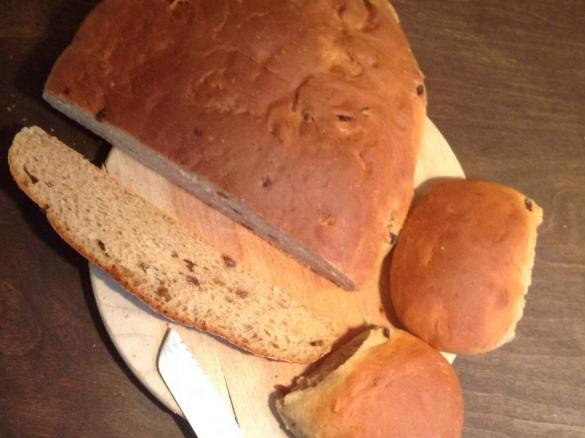 Rosinen- Dinkelstuten / Dinkelbrötchen mit Buttermilch
