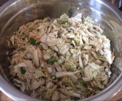 Chinakohl / Partysalat in Soja-Essigmarinade mit gerösteten Mandelstiften ***LECKER***