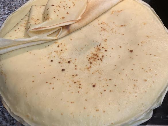 Crepe oder dünne Pfannkuchen