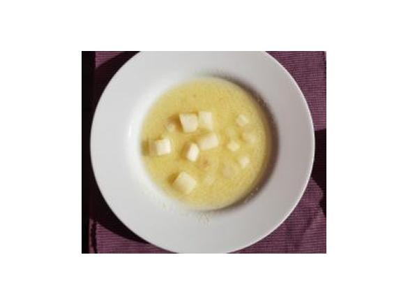 Spargelsuppe mit Grieß und Eilauf