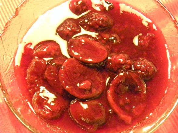 Zwetschgenkompott mit Rotwein