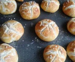 Bierhefebrötchen