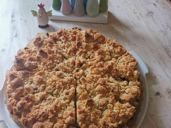 Apfelkuchen mit Streusel knusprig und schnell