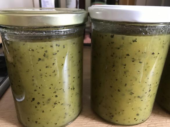 Zucchini-Zitronen-Ingwer-Marmelade