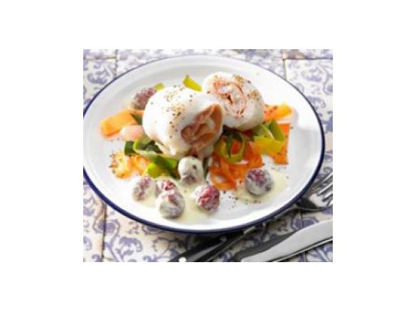 Fischrouladen mit Gemüse-Bandnudeln