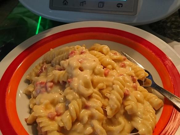 Käse- Sahne- Speck- Nudeln