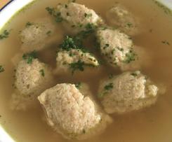 Grünkern-Klösschen-Suppe