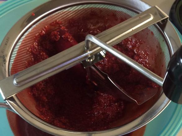 Himbeersoße ohne Kerne