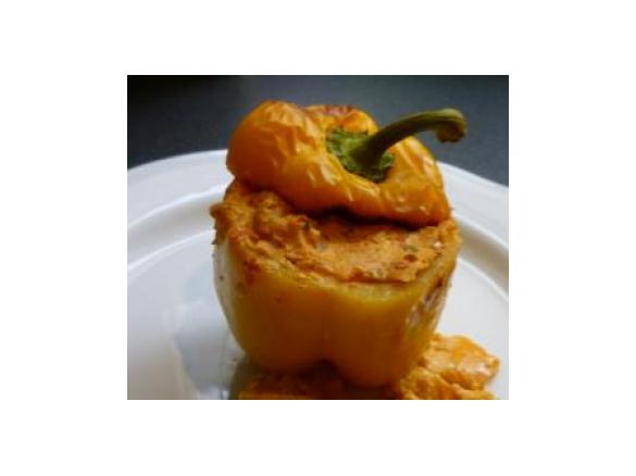 gefüllte Paprika mit Sauerkraut und Feta