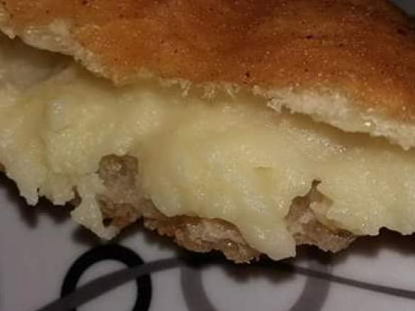 Piroschki mit Kartoffelfüllung (russisch)