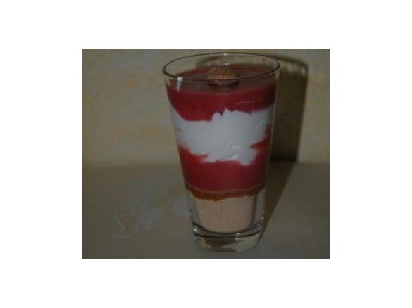 Erdbeer - Mascarpone Creme