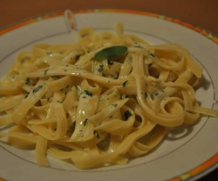 Pasta Quattro-Formaggi (Vier-Käse-Soße)