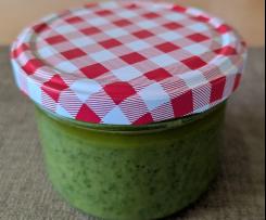 Basilikum-Pesto alla Genovese