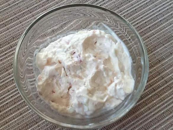 Knoblauch Radieschen Dip