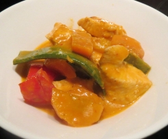 Rotes Hühnchencurry