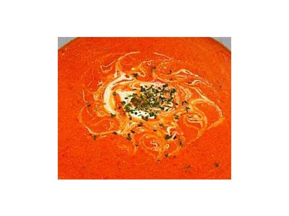 Paprika Cremesuppe - verfeinert mit Speck und Tomate