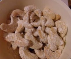 Vanillekipferl - super lecker - machen süchtig