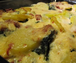 Spinat-Kartoffel-Gratin mit Gorgonzolasoße