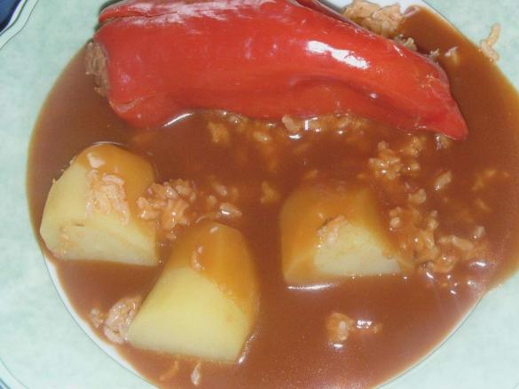 Paprikaschoten mit Hackfüllung