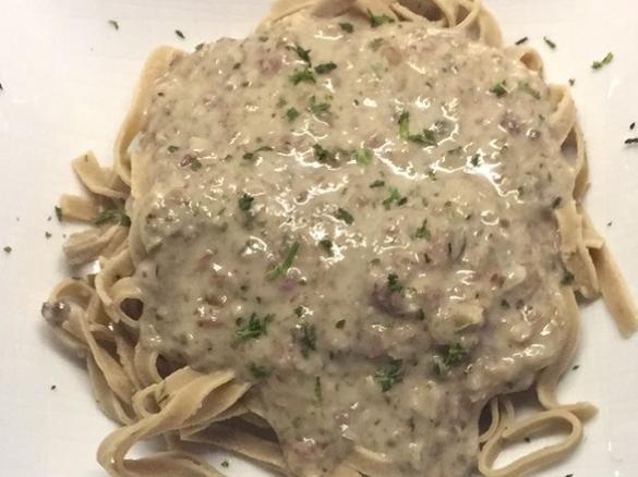 Pilzsoße mit Eiweißnudeln - Lowcarb