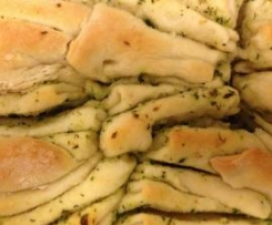 Variation von faltiges Kräuterbrot