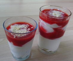 Spaghetti (-Eis) Creme Dessert