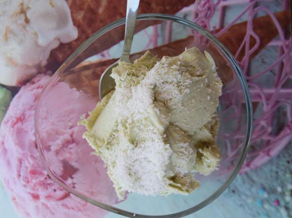 Kokos-Avocado Eis