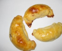 Schinkenhörnchen aus Quarkteig 