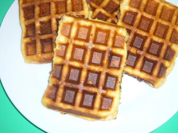 Pikante Sandwichwaffeln